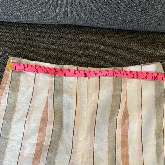 Beautiful high waisted linen shorts - Picture 9 of 9